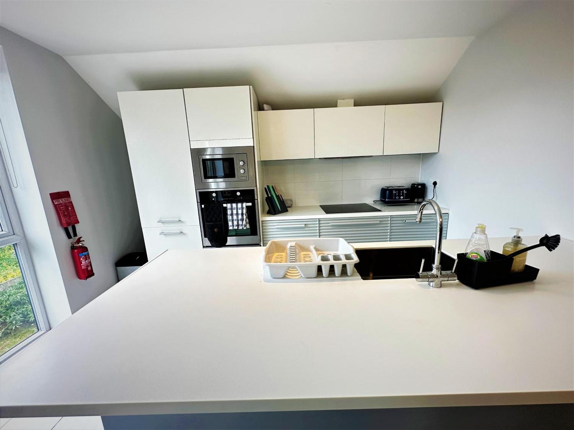 Horizon House, Modern 2-Bedroom Flat 2, Parking, Netflix, 牛津 外观 照片