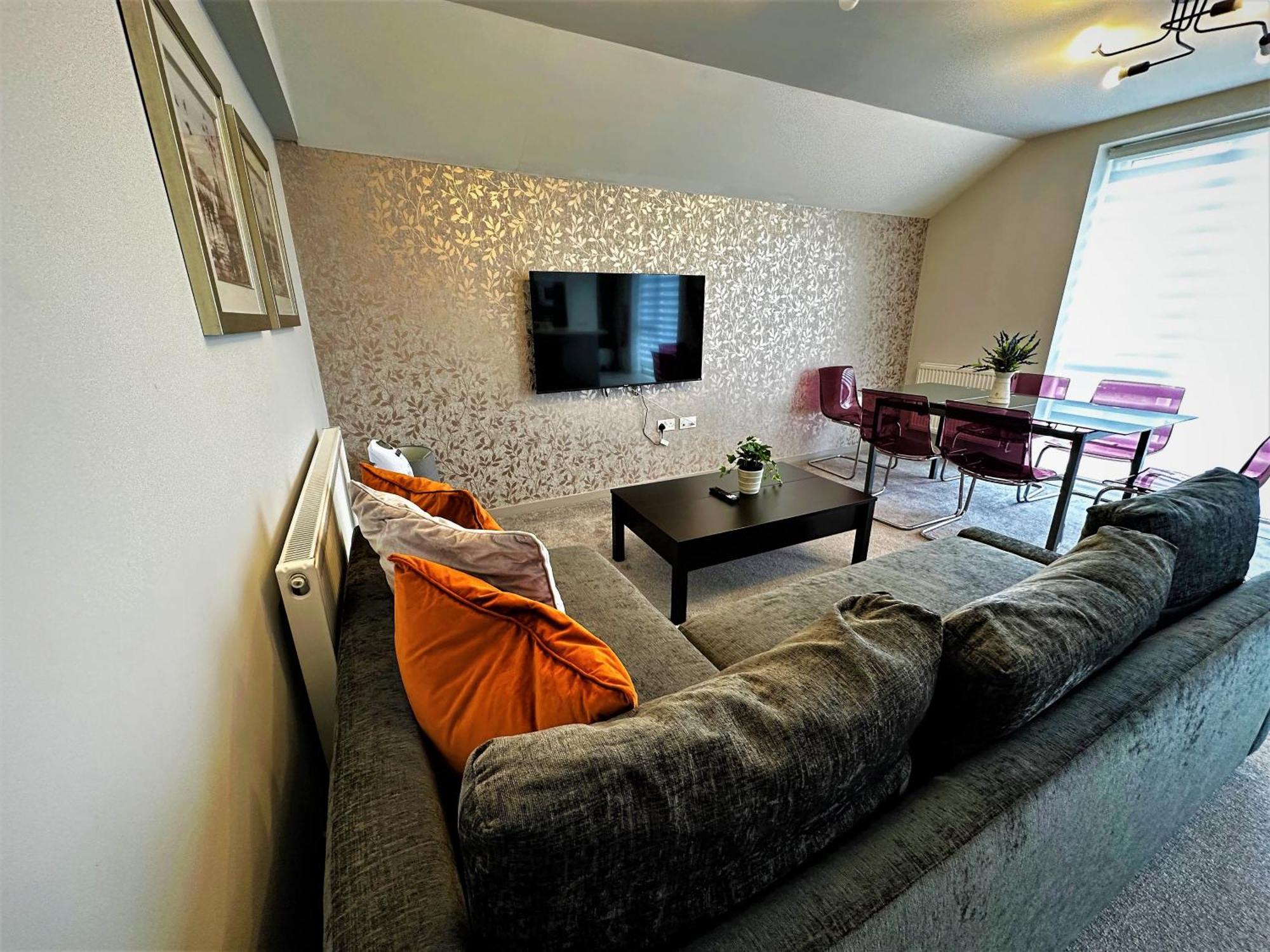 Horizon House, Modern 2-Bedroom Flat 2, Parking, Netflix, 牛津 外观 照片